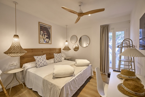 Double room with balcony 